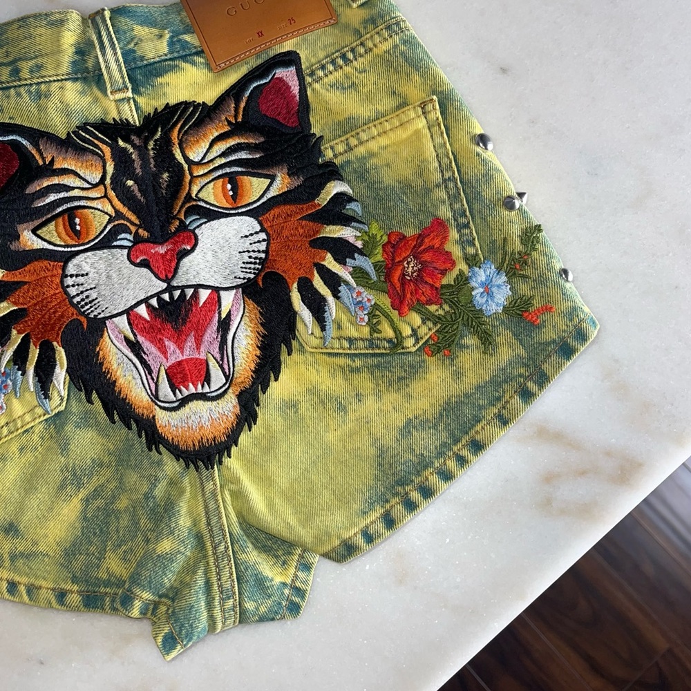 Gucci Washed Studded And Tiger Embroidered Denim Shorts in Green/Yellow - Picture 8 of 13